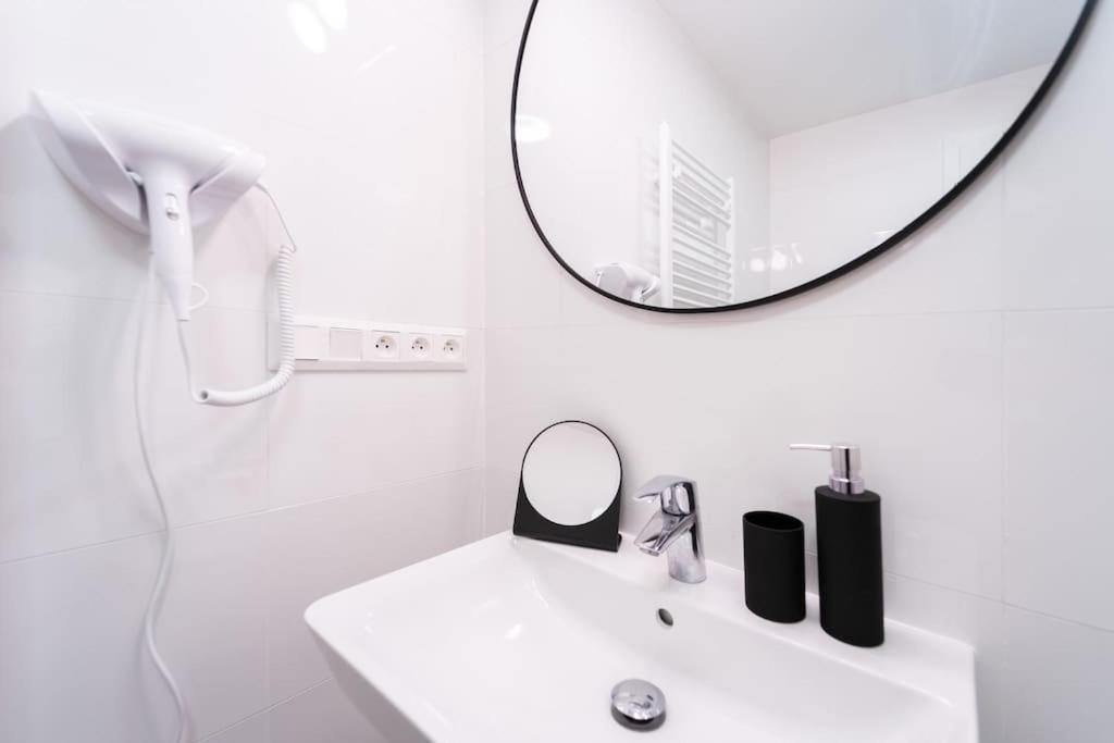 Gold Garden Terrace Apartment เบอร์โน ภายนอก รูปภาพ