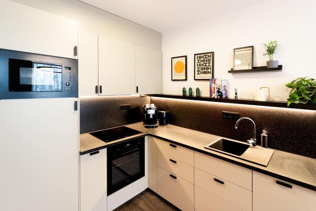 Gold Garden Terrace Apartment เบอร์โน ภายนอก รูปภาพ